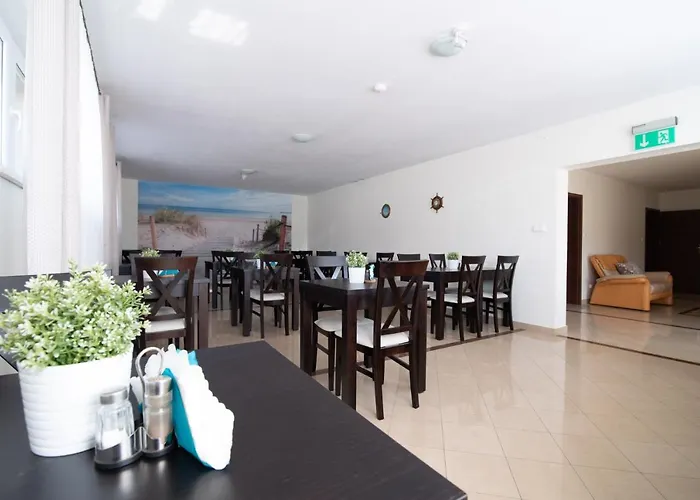 Alga منزل للإقامة